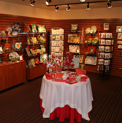 Discount Shelving & Displays - Gift Shops